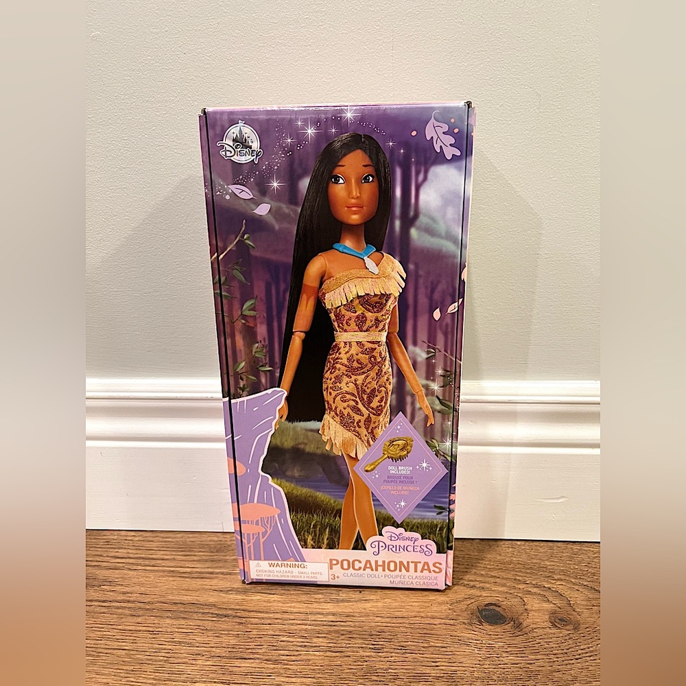 Disney Store Classic Pocahontas doll
